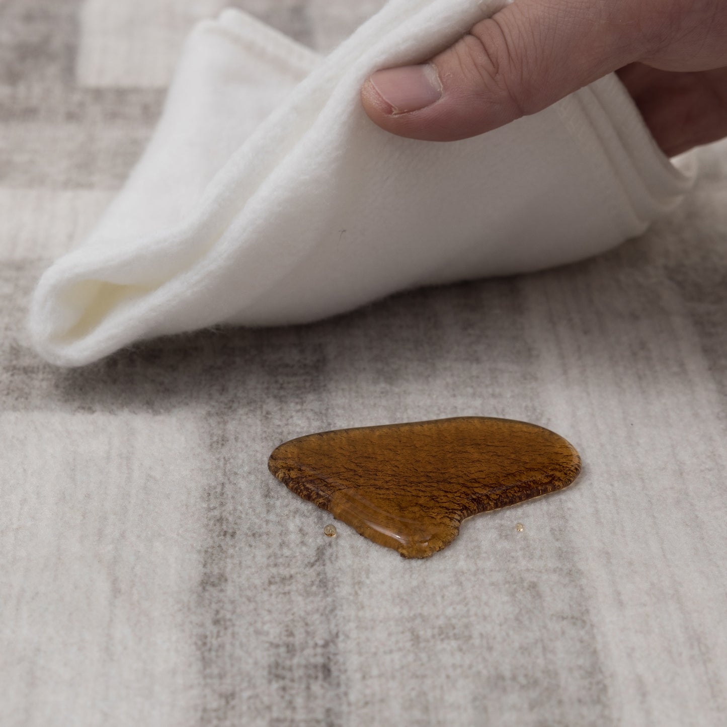 Remi Modern – Beige Machine Washable Rugs