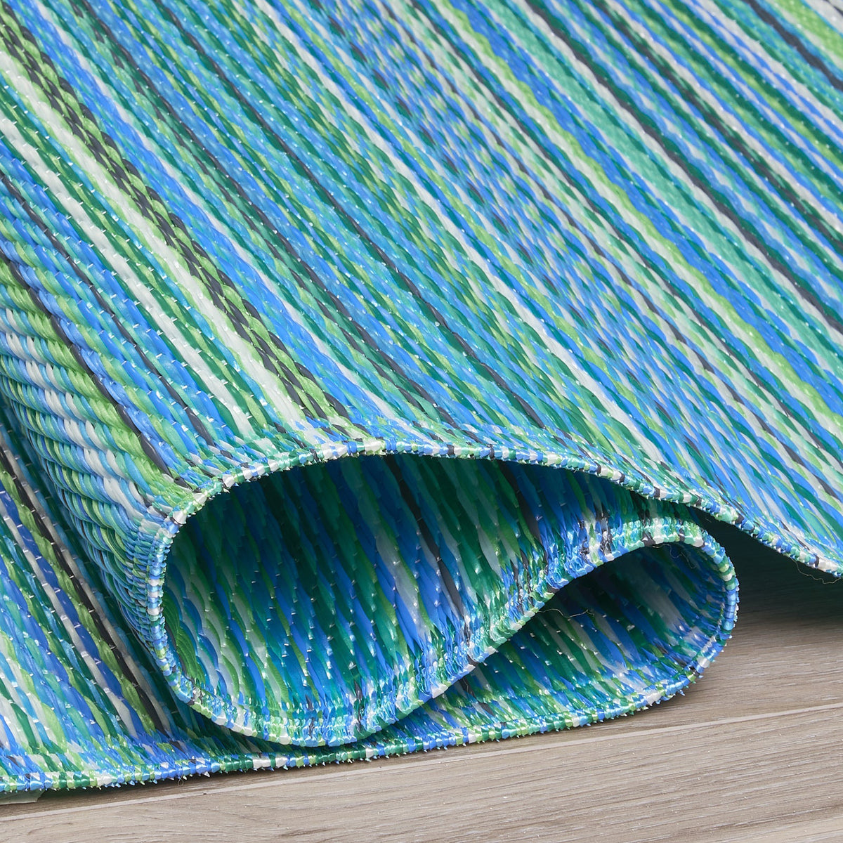 Turquoise Outdoor Rug, close-up of pile texture