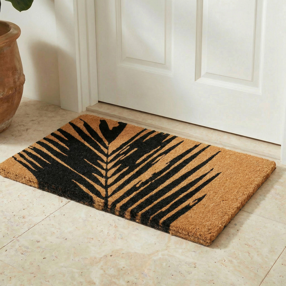 Summertime Palm Leaf Doormat, flat product shot