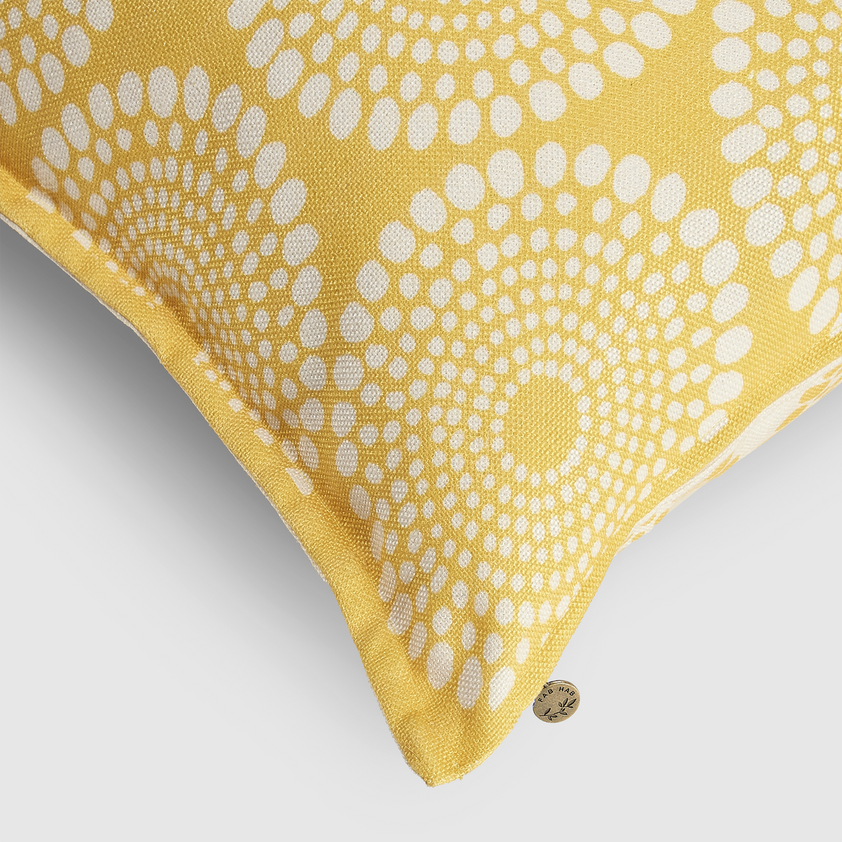 Yellow Outdoor Pillow, zipper and insert detail