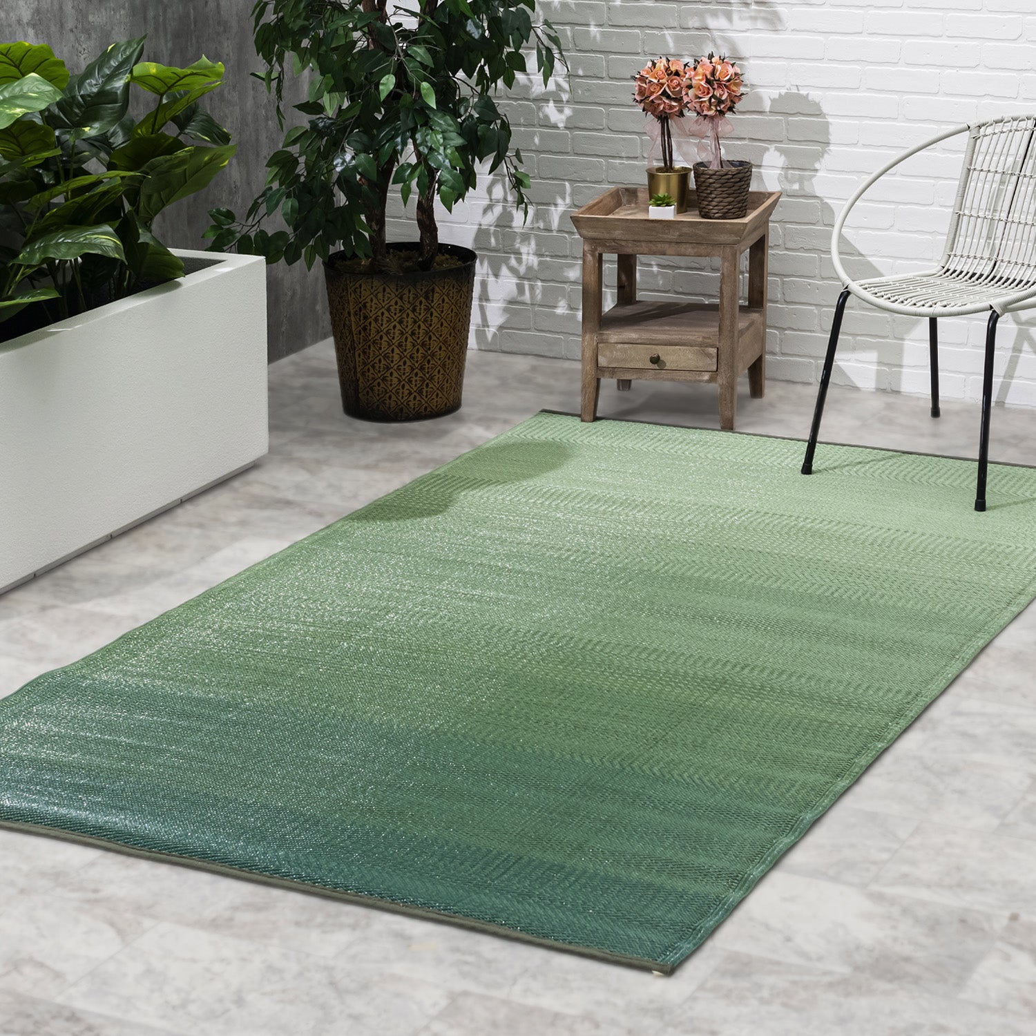 Natural Color Outdoor Rug Buy Online Big Sur - Green Ombre Outdoor Rug for Patio - Fab Habitat