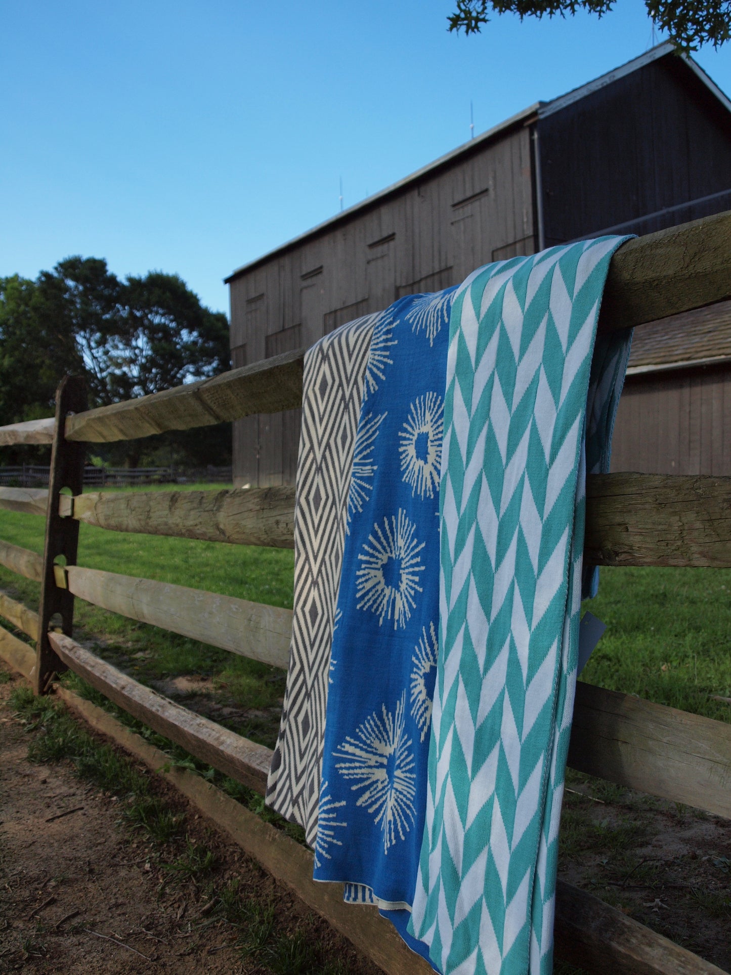 Lilydale - Light Blue & Natural Reversible Cotton Throw Blanket 50" x 70" - FINAL SALE