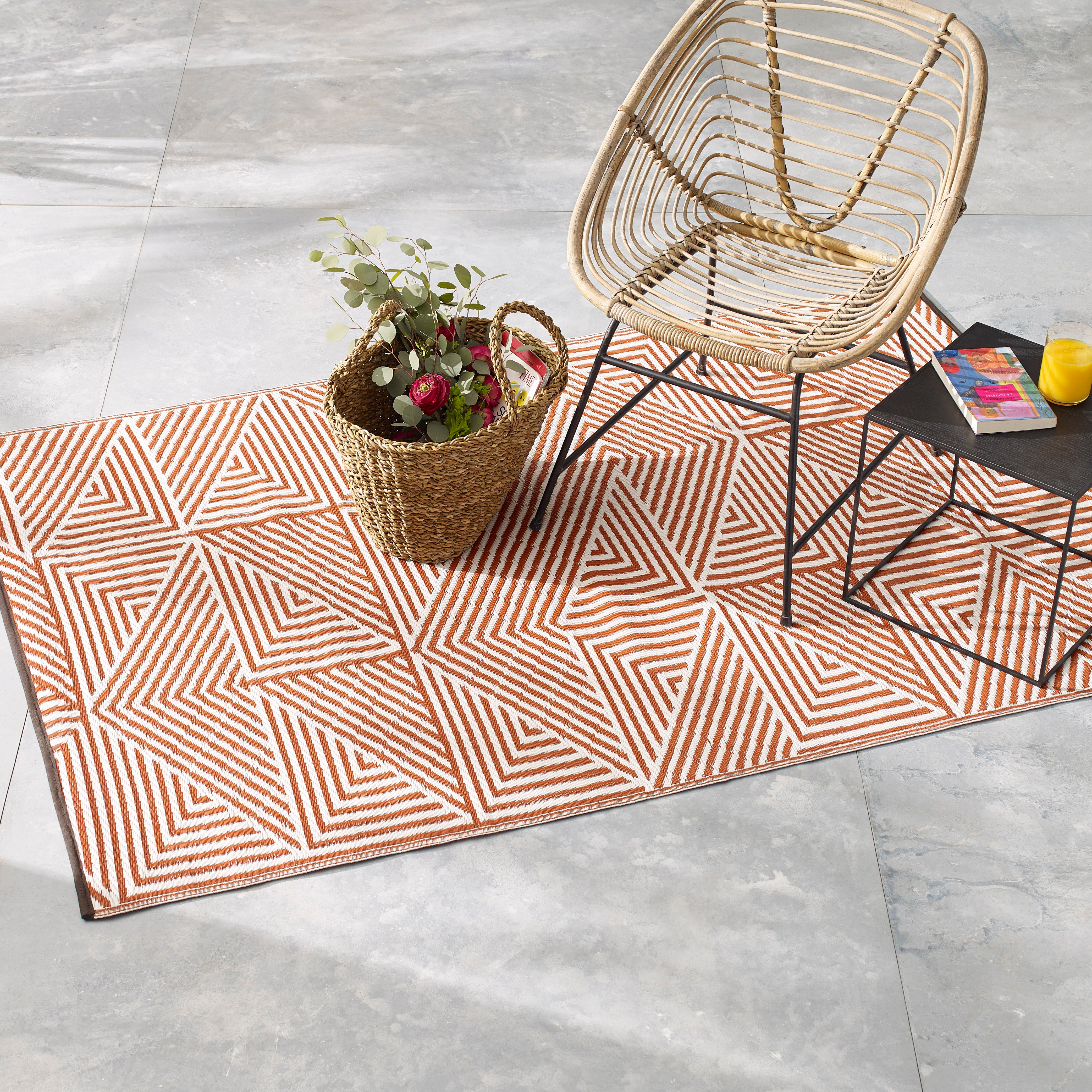 Fab Habitat Geometric Waterproof Recycled Plastic Outdoor Rug For